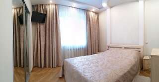 Апартаменты Big Apartment in Rivne center Ровно Апартаменты с 3 спальнями-1